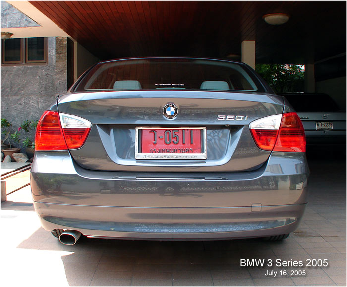 BMW3B_700.jpg (88469 bytes)