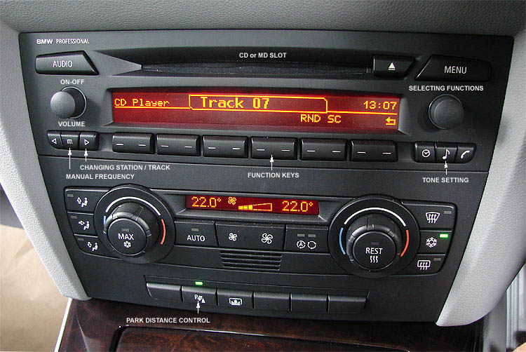BMW3I_750A.jpg (96436 bytes)