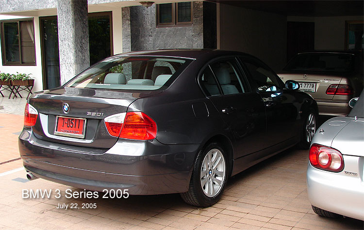 BMW3J_750.jpg (98432 bytes)