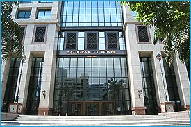 Sathon2647F.jpg (21937 bytes)