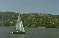 Travel24.jpg (8952 bytes)