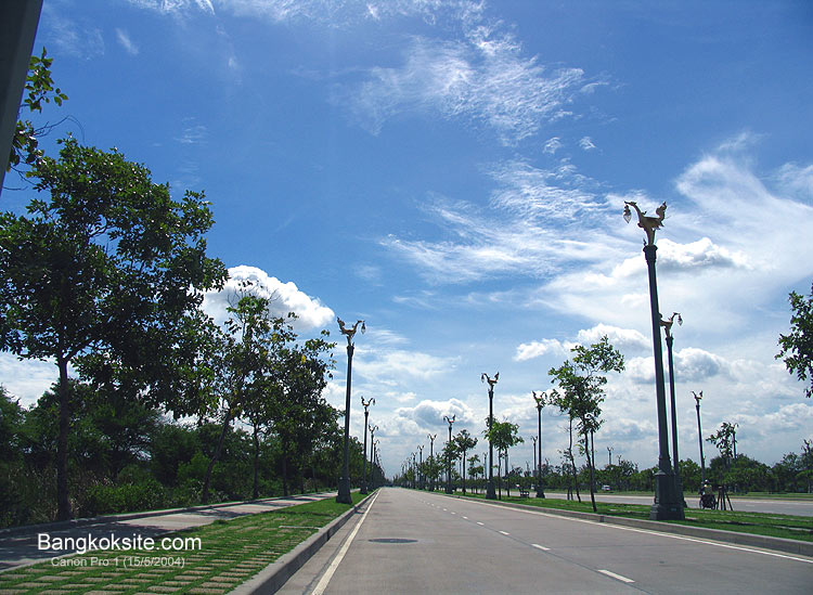 UttayanRd_750.jpg (119372 bytes)