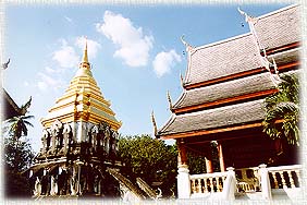 WatChiangMun2.jpg (25389 bytes)