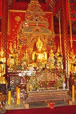 WatChiangMun6.JPG (20963 bytes)