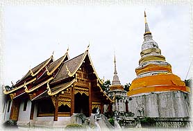 WatPhraSingh1.jpg (19827 bytes)