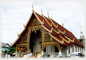 WatPhraSingh2.jpg (21455 bytes)