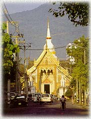 WatPhraSingh3B.jpg (20859 bytes)