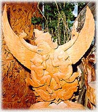 WoodCarving17A.JPG (27971 bytes)