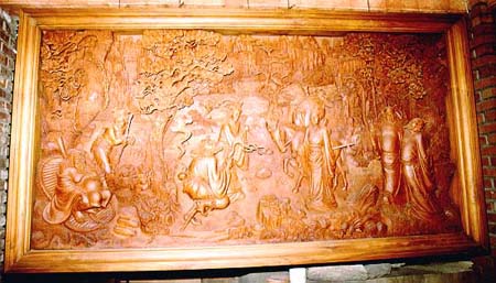 WoodCarving19A.JPG (38544 bytes)