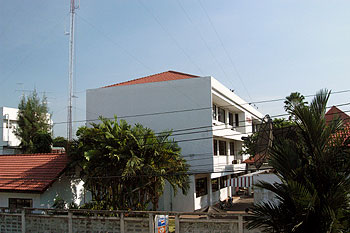 T4MB.jpg (25502 bytes)