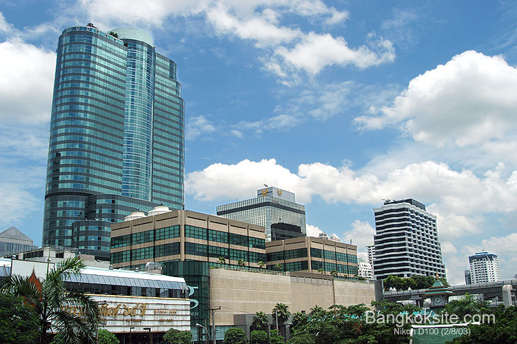 Ratchaprasong2L.jpg (129057 bytes)
