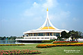 D100Rama9Park1SB.jpg (5036 bytes)