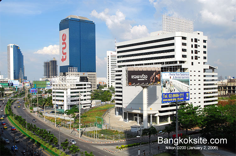 D200Picture14L.jpg (138527 bytes)