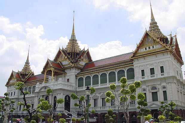 GrandPalace1143.JPG (72003 bytes)