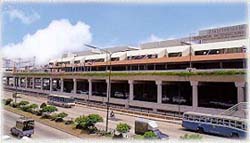 BKKAirport3M.jpg (14363 bytes)