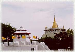 GoldenMount2A.jpg (13342 bytes)