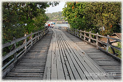 MonBridge1.jpg (20917 bytes)