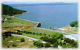 UbolratanaDam4.jpg (14696 bytes)