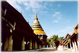 LampangLuang8.jpg (18873 bytes)