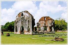 Lopburi04A.jpg (20272 bytes)