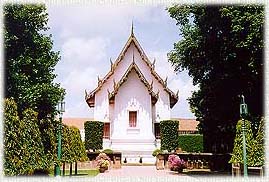 Lopburi07A.JPG (25377 bytes)