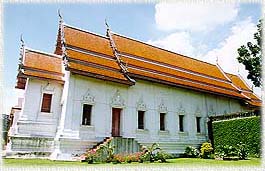 Lopburi09A.JPG (20515 bytes)