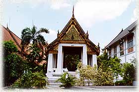 MuseumBdg18.jpg (19354 bytes)