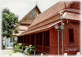 MuseumBdg22A.jpg (21779 bytes)