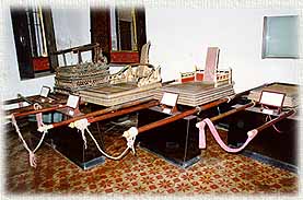 Transport2.jpg (20525 bytes)