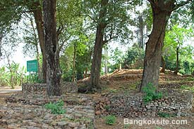 AncientKiln3.JPG (28428 bytes)