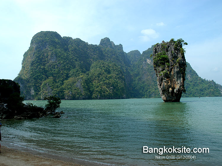 PNG8538L_750.jpg (116653 bytes)