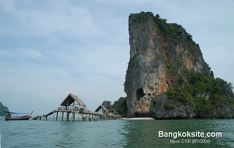 PNG8564L_750.jpg (78264 bytes)