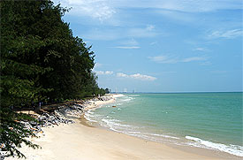 Ratchaniwet3.jpg (15059 bytes)