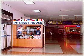 Airport3.jpg (19966 bytes)