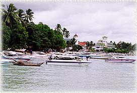Chalong1A.jpg (20116 bytes)