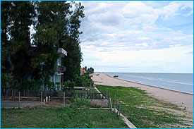 Pranburi1_275.jpg (20108 bytes)