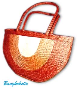 LadyBag0112B.JPG (23277 bytes)