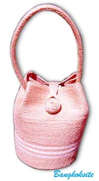 LadyBag0120B.JPG (16877 bytes)