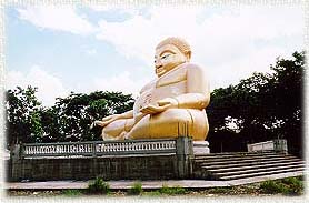 WatPikultong3A.JPG (19294 bytes)