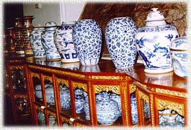 WatPranon2A.JPG (27572 bytes)
