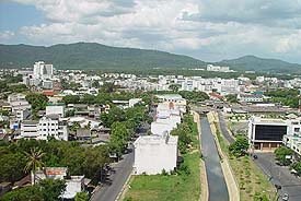 Hatyai1.JPG (23102 bytes)