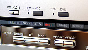 DMR100_3005.jpg (16934 bytes)