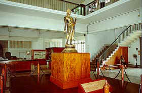 SKTMuseum2.jpg (20464 bytes)