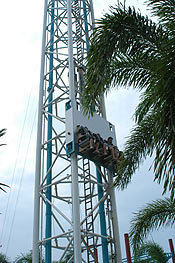 PattayaPark10M.jpg (21548 bytes)