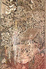 WatPho1100M.JPG (27295 bytes)